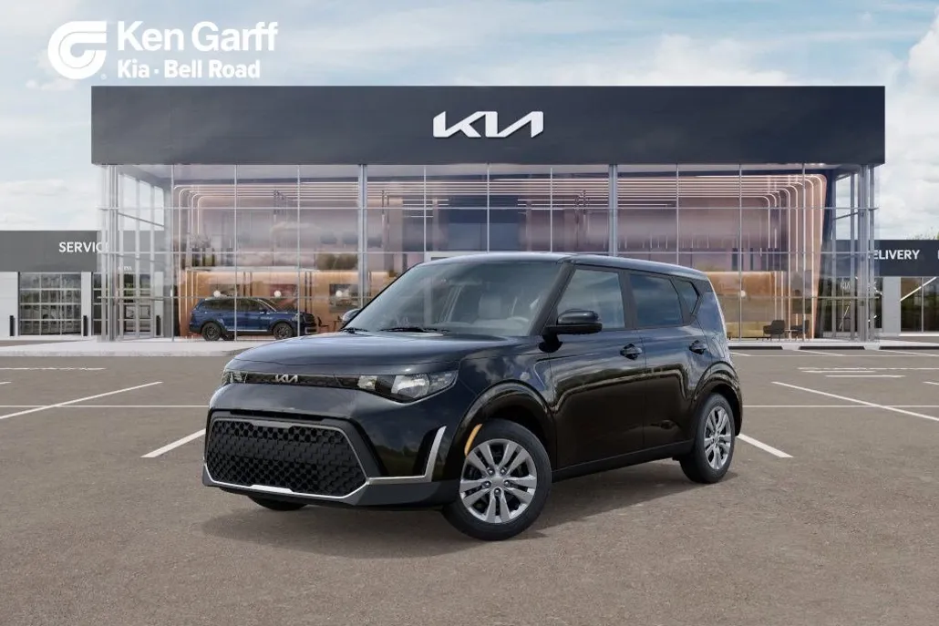 2025 Kia Soul LX photo 1