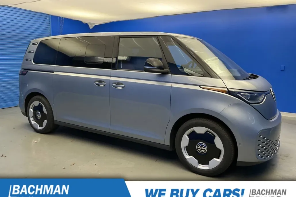 2025 Volkswagen ID. Buzz Pro S photo 1