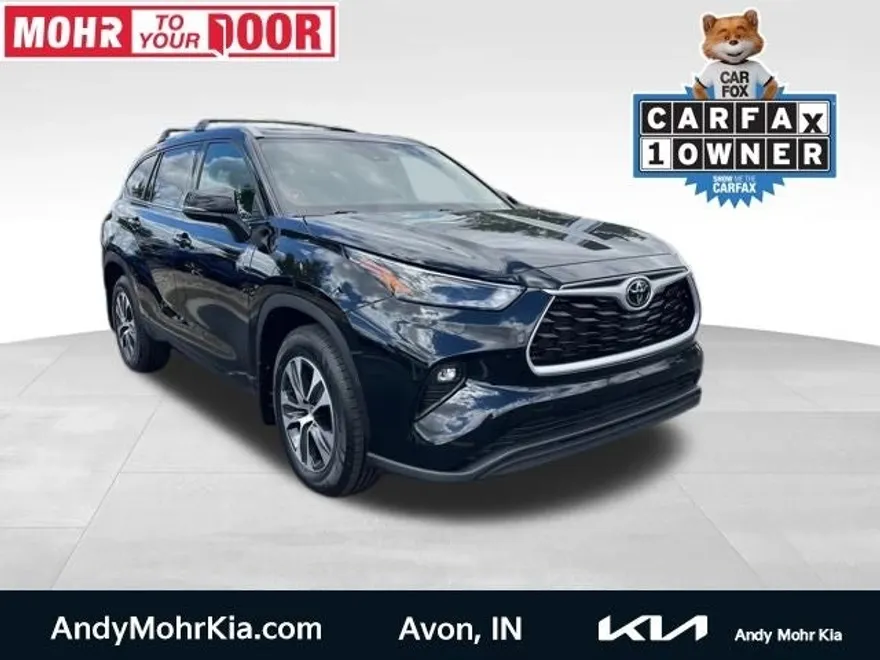 2022 Toyota Highlander XLE photo 1