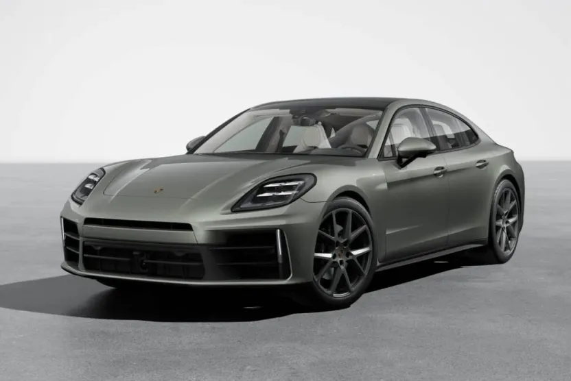2026 Porsche Panamera 4 photo 1
