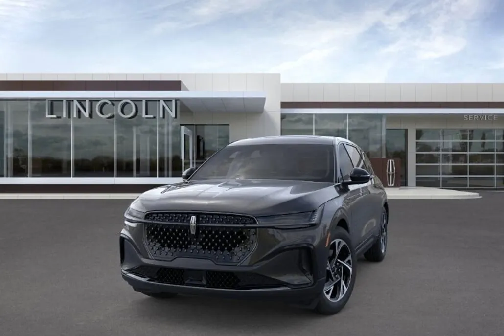 2024 Lincoln Nautilus Premiere photo 1
