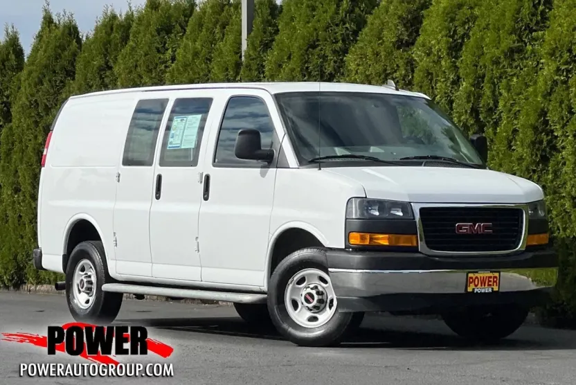 2022 Gmc Savana Cargo 2500 photo 1