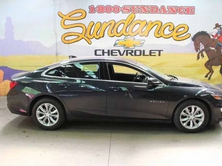 2023 Chevrolet Malibu 1LT photo 1