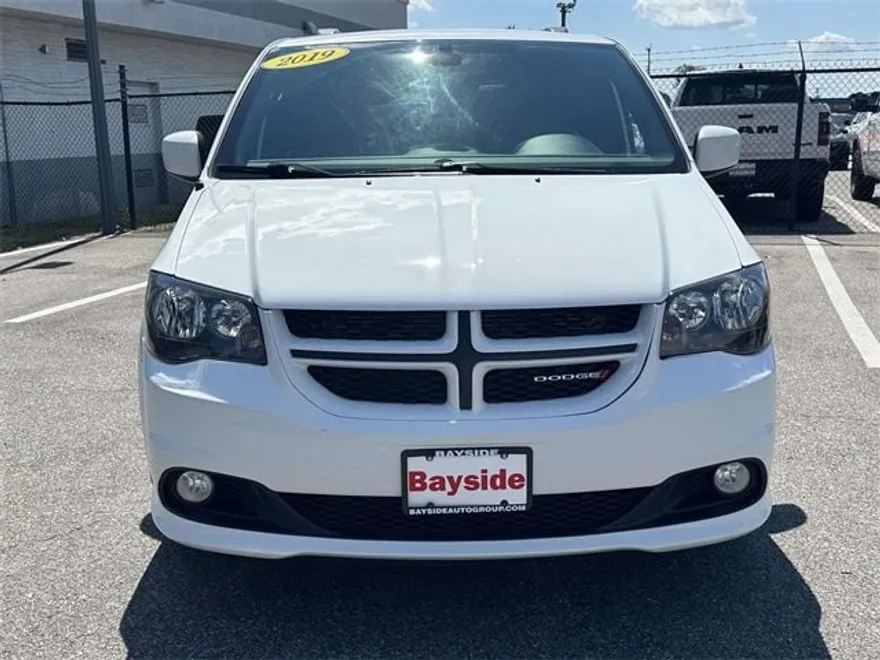 2019 Dodge Grand Caravan GT photo 1