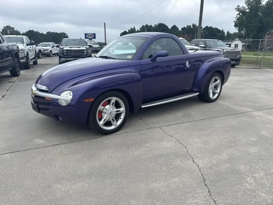 2004 Chevrolet SSR photo 1