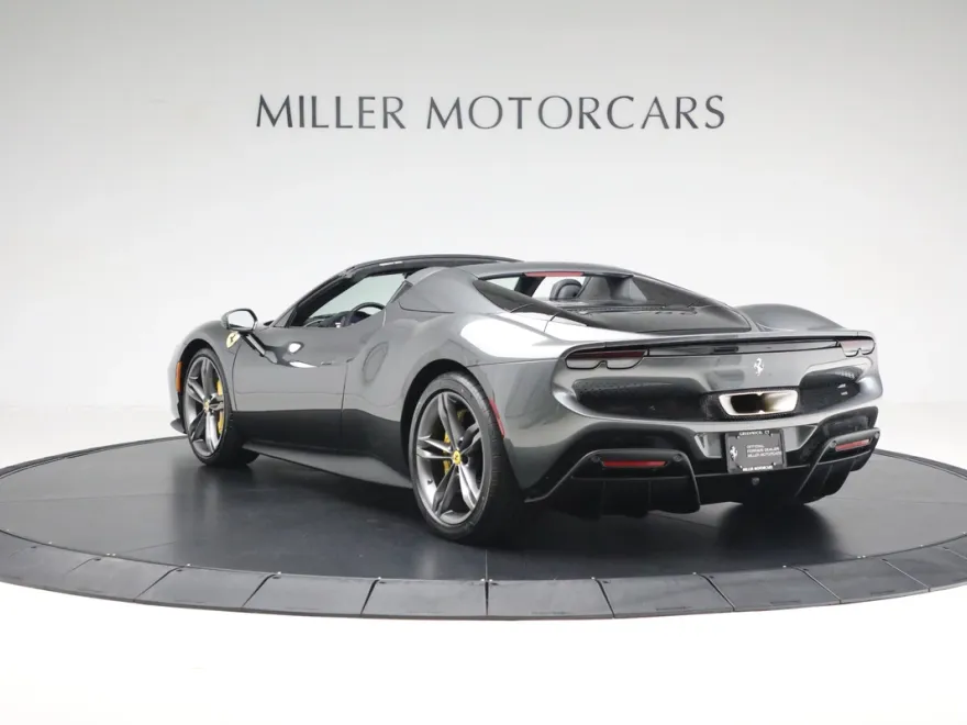 2024 Ferrari 296 GTS photo 5