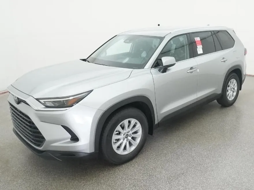 2026 Toyota Grand Highlander XLE photo 1
