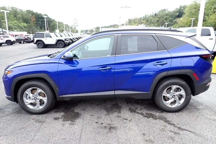 2022 Hyundai Tucson SEL photo 1