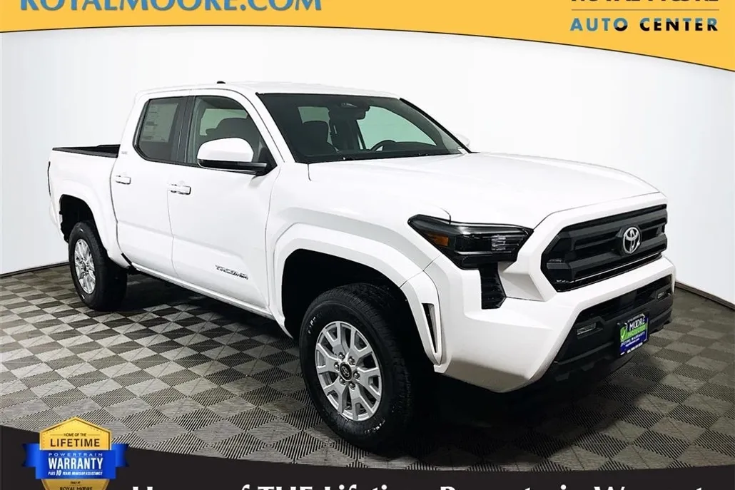 2025 Toyota Tacoma SR5 photo 1