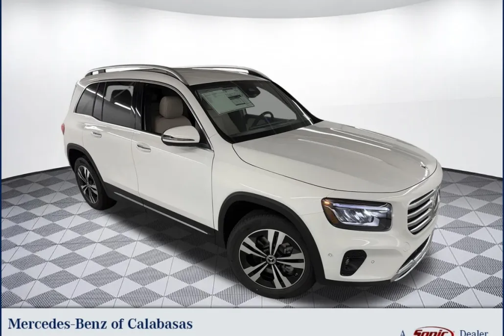 2025 Mercedes Benz GLB 250 photo 1