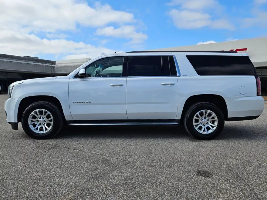 2016 Gmc Yukon XL SLT photo 1