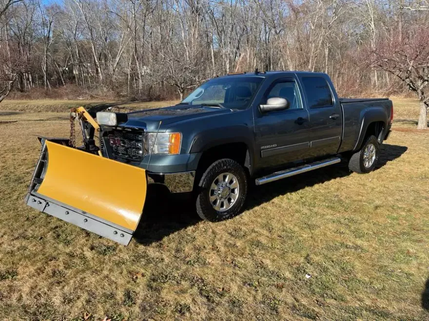 2012 Gmc Sierra SLE photo 1