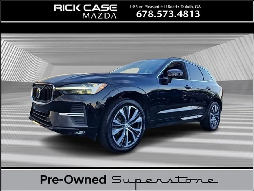 2022 Volvo XC60 B5 Momentum photo 1