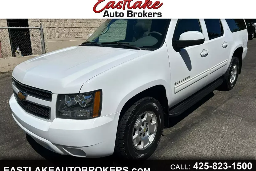 2012 Chevrolet Suburban LT 1500 photo 1