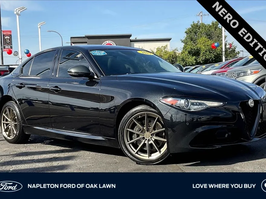2019 Alfa Romeo Giulia Base photo 1