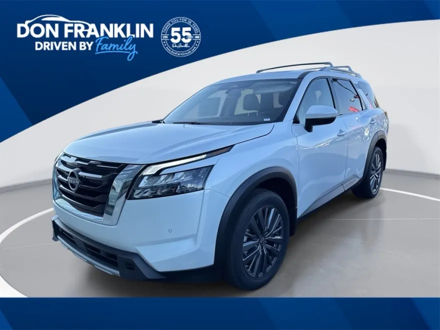 2025 Nissan Pathfinder SL photo 1