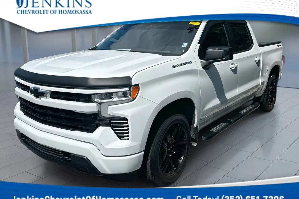 2023 Chevrolet Silverado 1500 RST photo 1