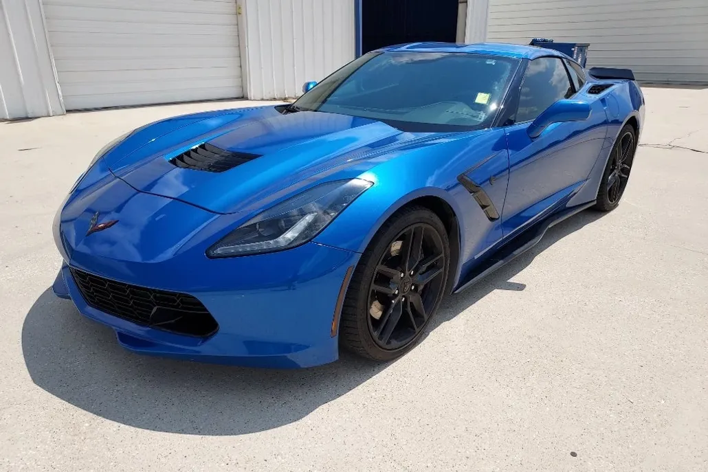 2016 Chevrolet Corvette Stingray Z51 1LT photo 1