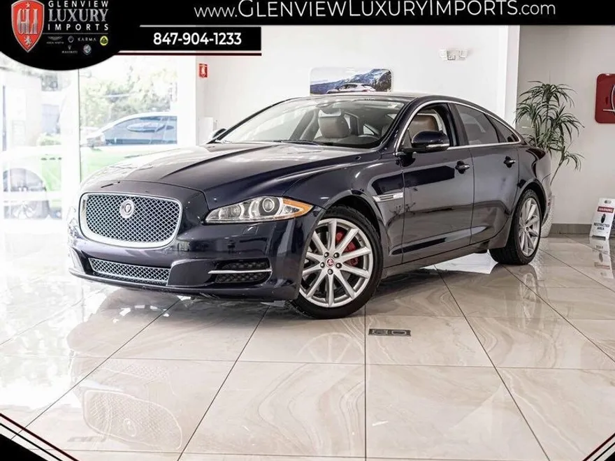 2015 Jaguar XJ Base photo 1