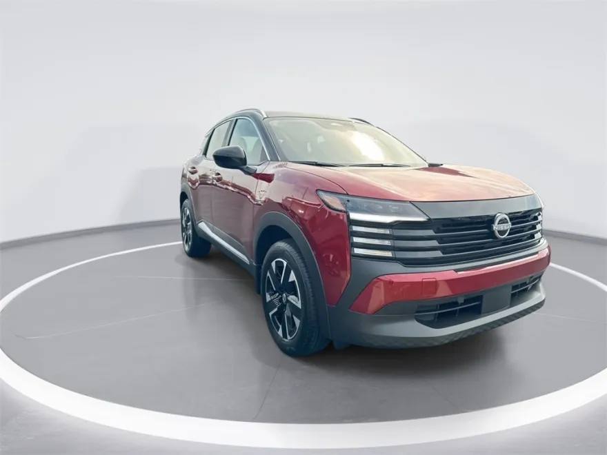 2025 Nissan Kicks SV photo 1