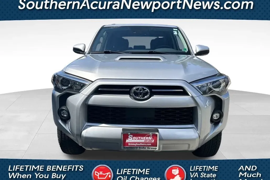 2024 Toyota 4Runner TRD Off-Road photo 1
