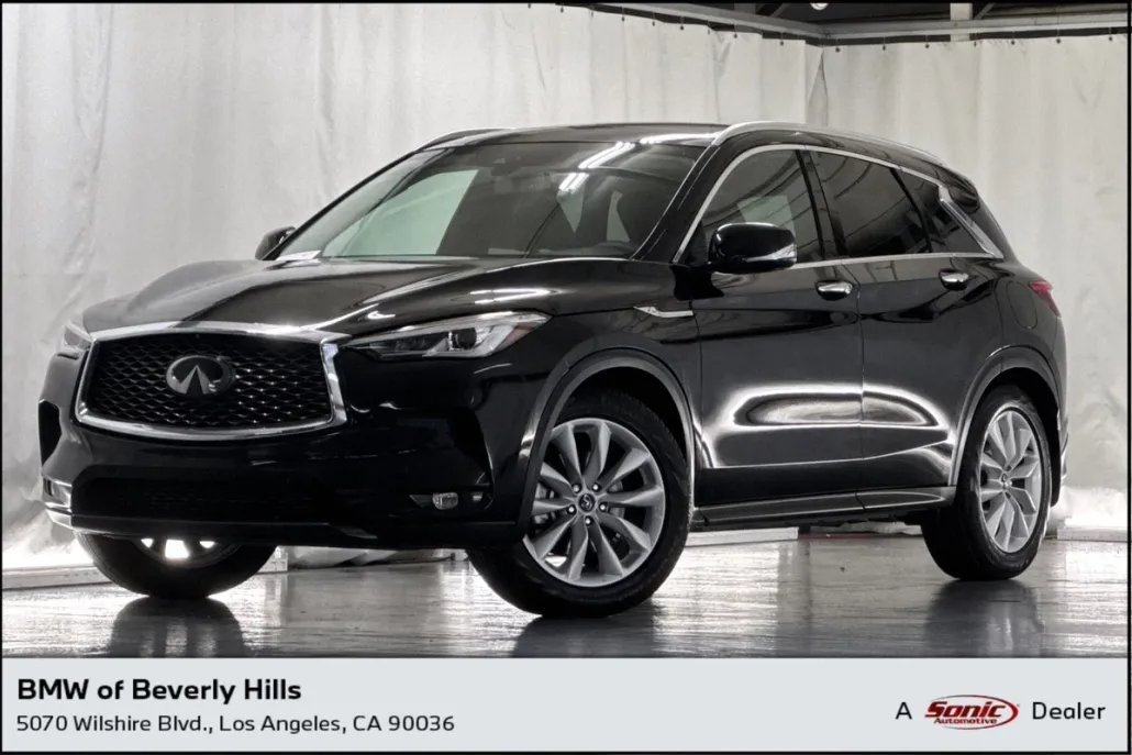 2019 Infiniti QX50 Essential photo 1