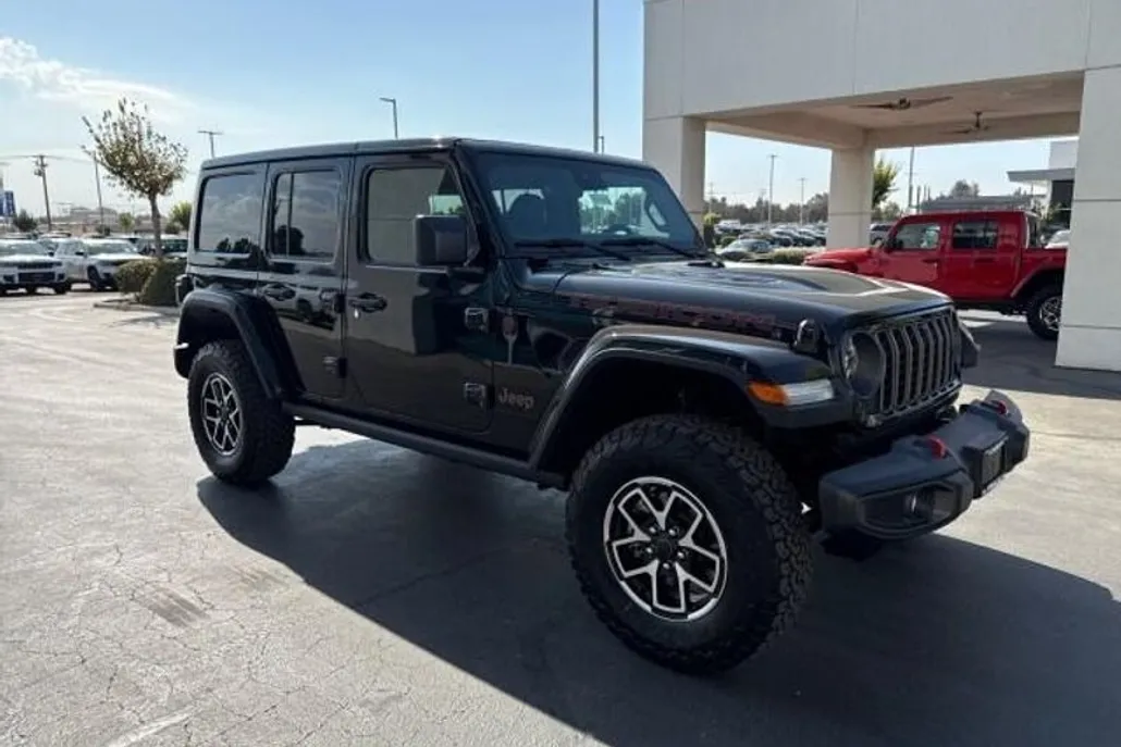 2025 Jeep Wrangler Unlimited Rubicon photo 1