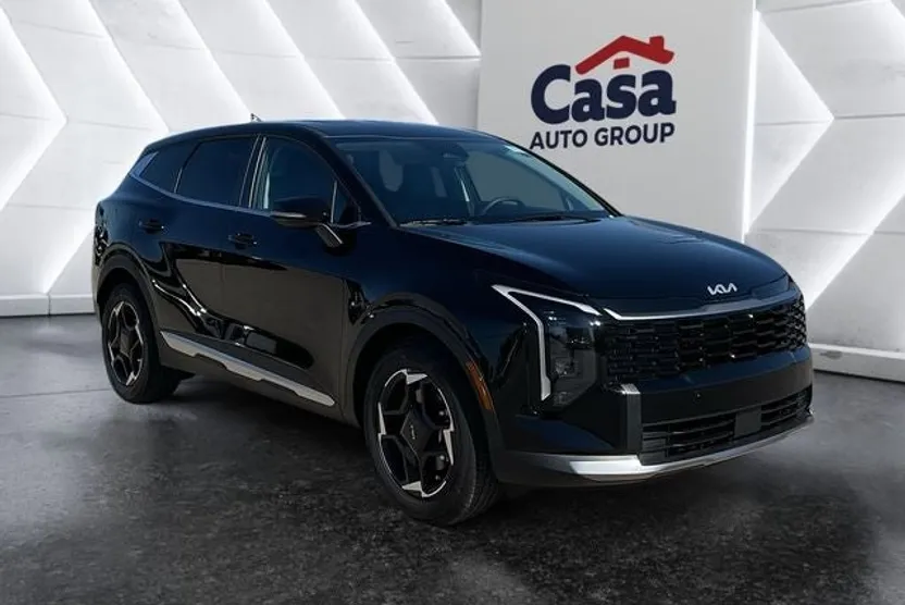 2026 Kia Sportage EX photo 1