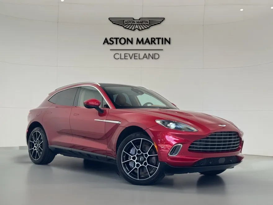 2021 Aston Martin DBX AM8 photo 1