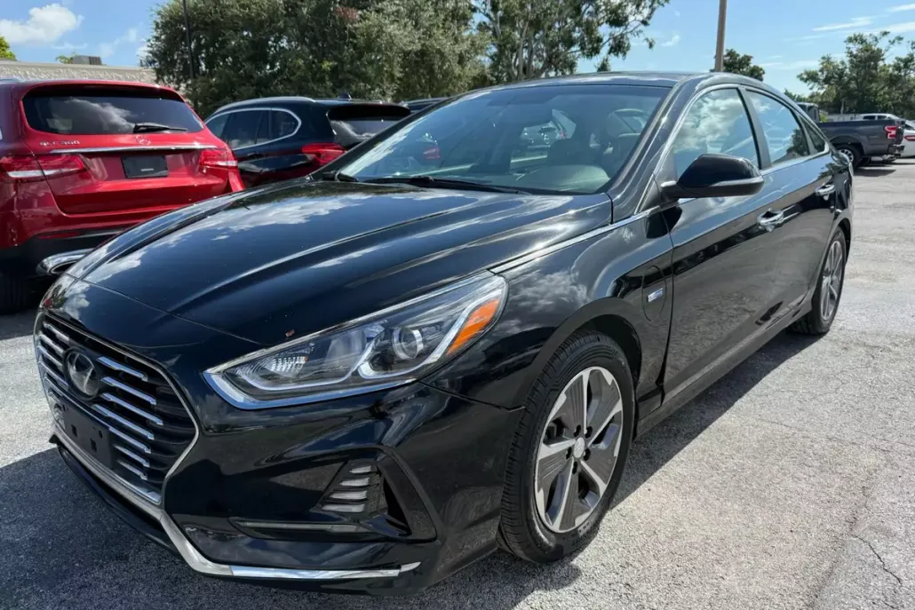 2019 Hyundai Sonata Plug-In Hybrid photo 1