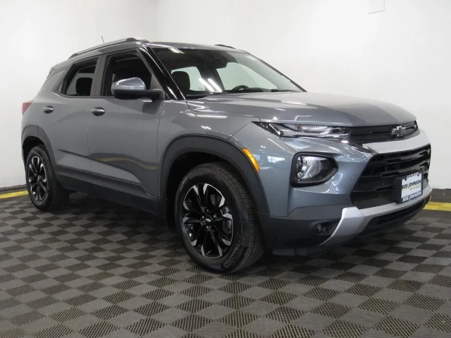 2021 Chevrolet Trailblazer LT photo 1