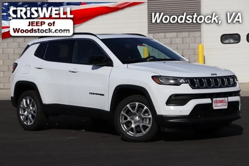 2024 Jeep Compass Latitude Lux photo 1