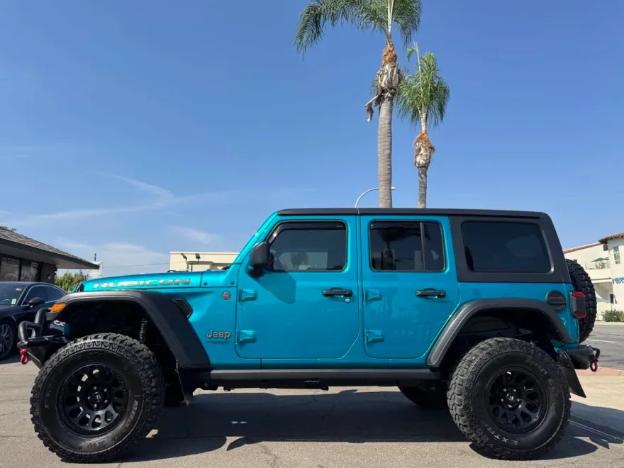 2020 Jeep Wrangler Unlimited Rubicon photo 1