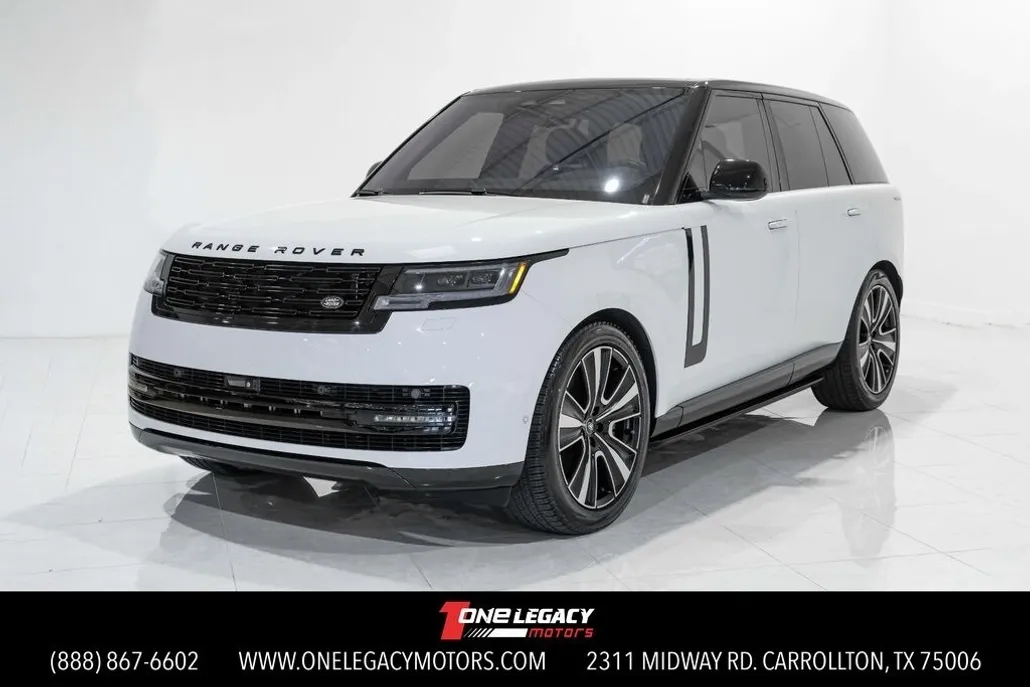 2023 Land Rover Range Rover SE photo 1