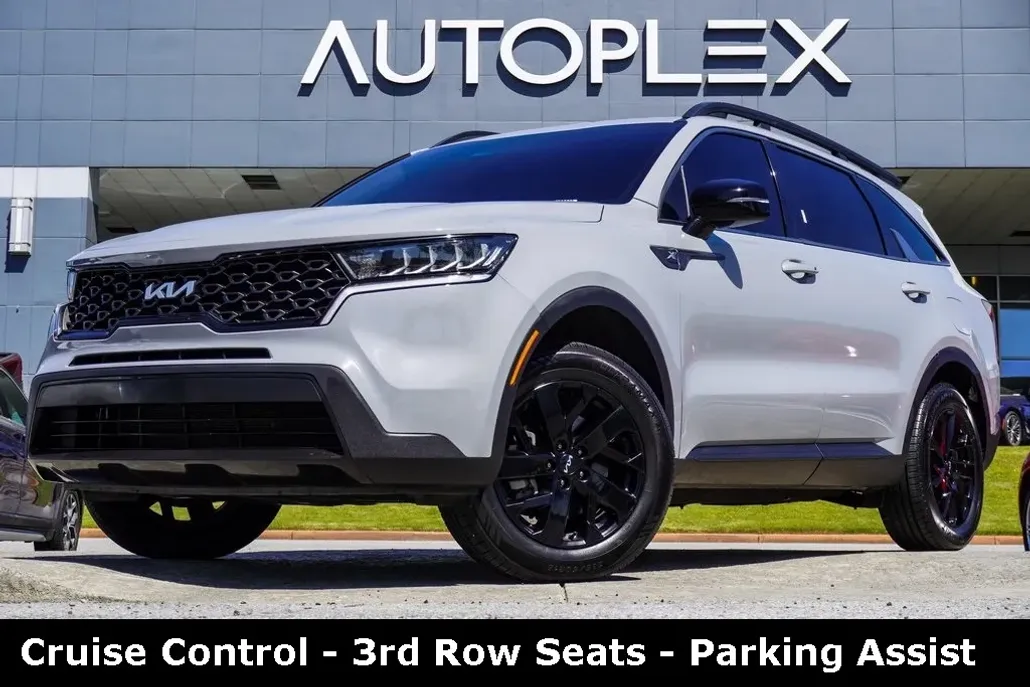 2022 Kia Sorento X-Line S photo 1