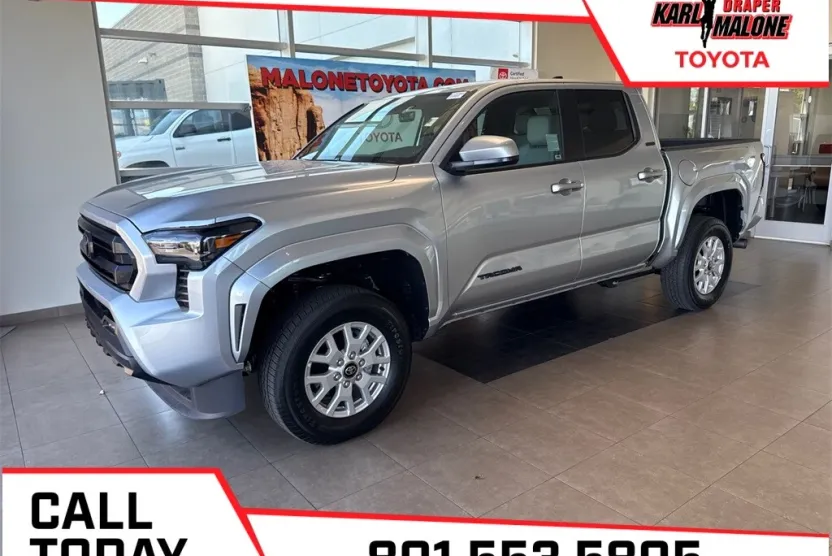 2025 Toyota Tacoma SR5 photo 1