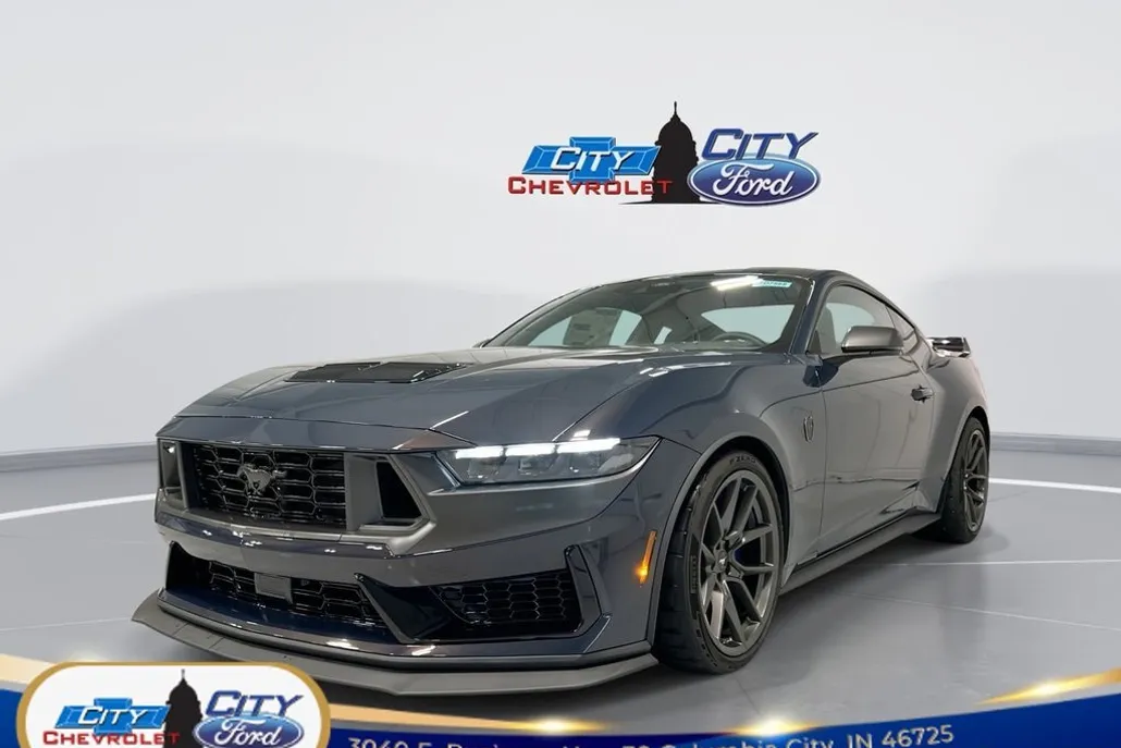 2025 Ford Mustang Dark Horse Deluxe photo 1