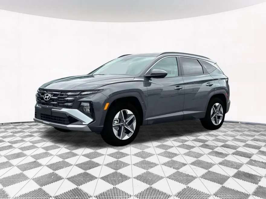 2025 Hyundai Tucson SEL photo 1