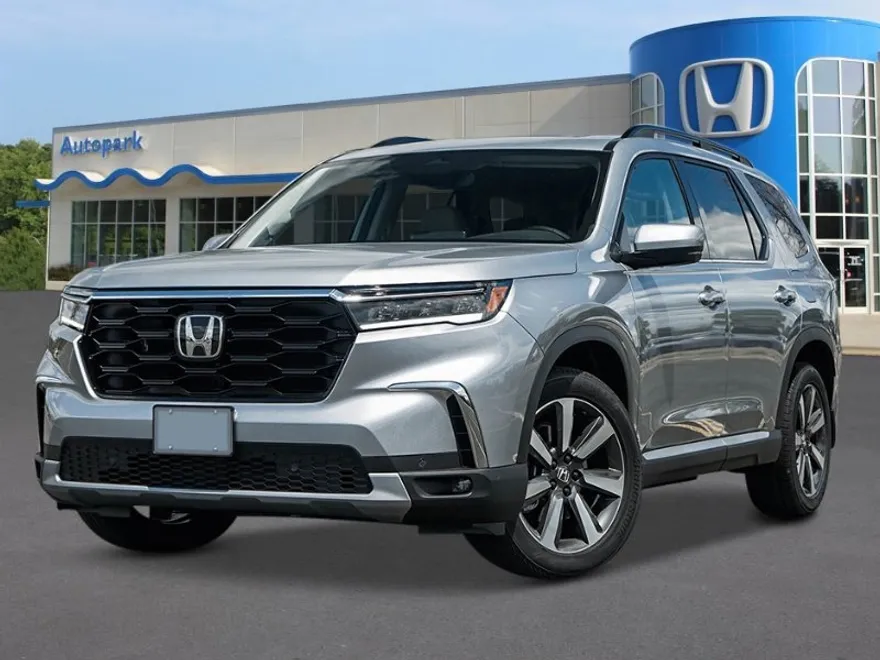 2025 Honda Pilot Touring photo 1