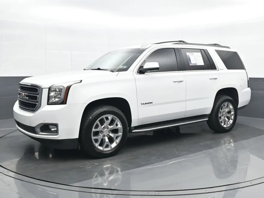 2020 Gmc Yukon SLE photo 1