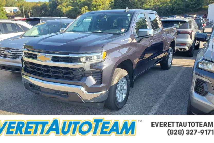 2023 Chevrolet Silverado 1500 LT photo 1