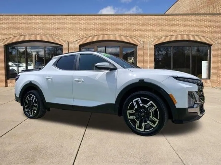 2025 Hyundai Santa Cruz Limited photo 1