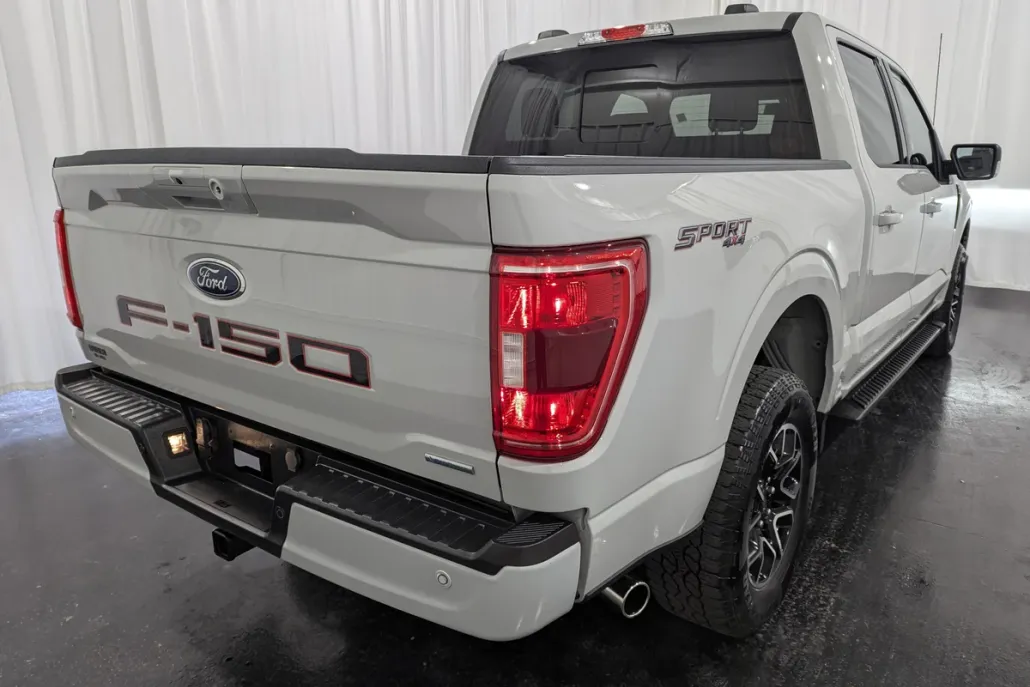 2023 Ford F-150 XLT photo 1