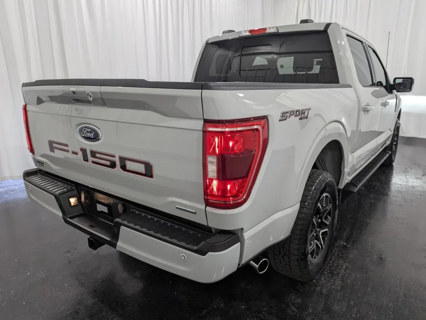 2023 Ford F-150 XLT photo 1