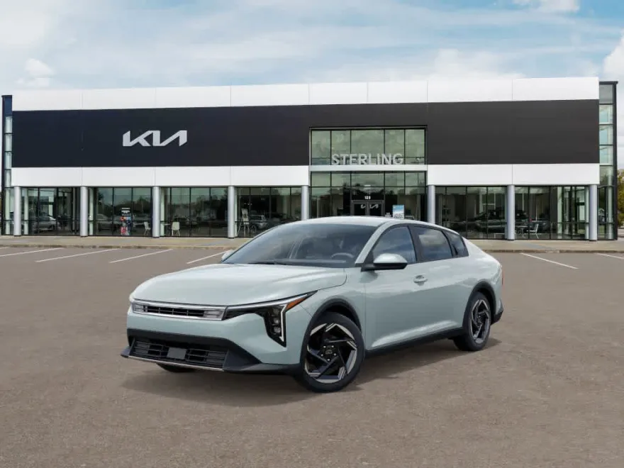 2025 Kia K4 EX photo 1