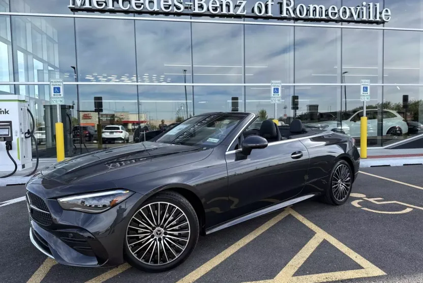 2026 Mercedes Benz CLE 300 4MATIC Cabriolet photo 1