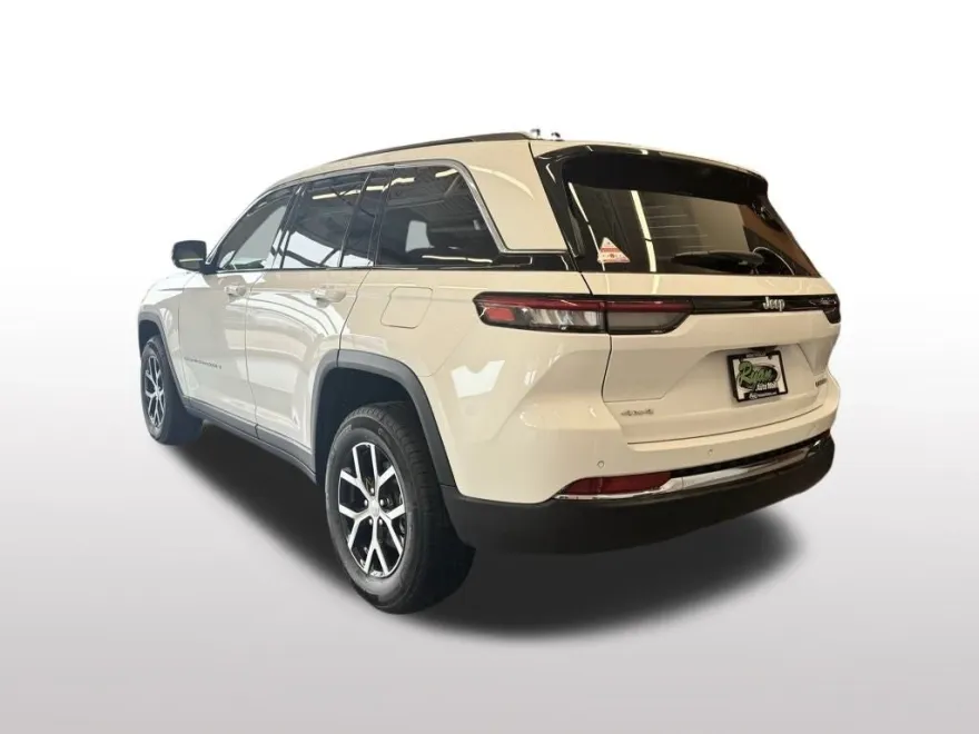 2025 Jeep Grand Cherokee Limited photo 1