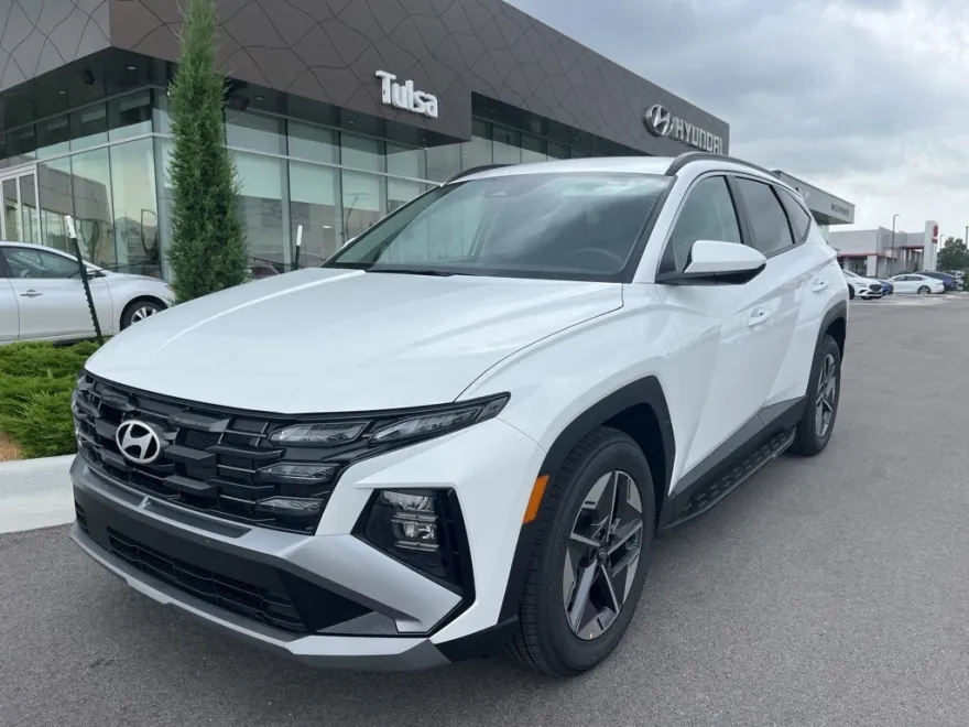 2025 Hyundai Tucson SEL photo 1