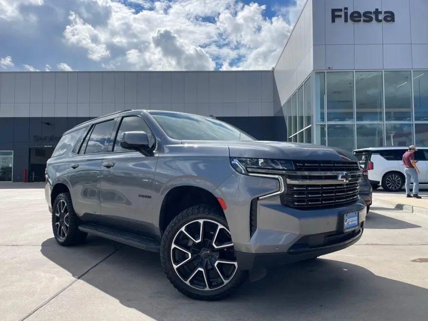 2022 Chevrolet Tahoe RST photo 1