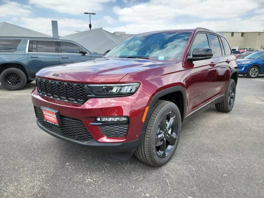 2024 Jeep Grand Cherokee Limited photo 1